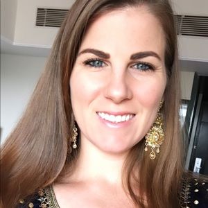 Meet your Posher, Alexis